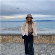 Estudiante de educación infantil, ofrece clases particulares de catalán, español o inglés